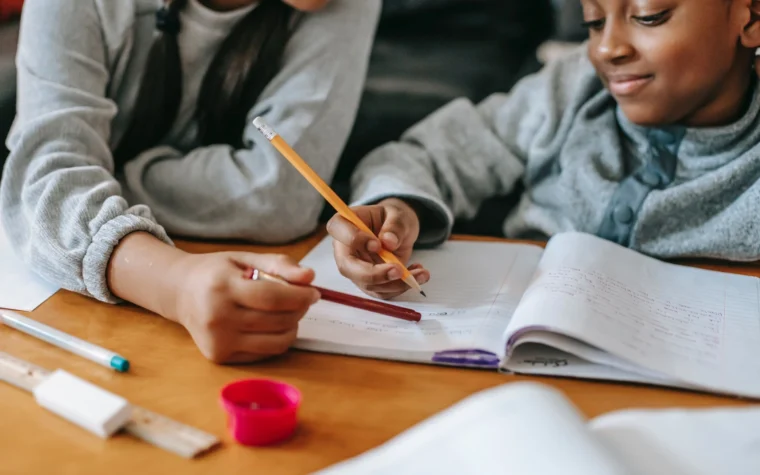 What Is a Common Noun? Definition, Examples, and the Capital-Letter Test